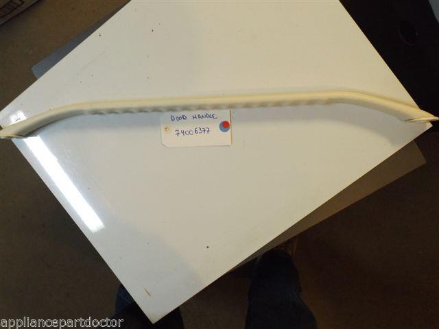 MAYTAG STOVE 74006377 Handle, Door (bsq) USED MAYTAG STOVE 74006377 Handle, Door (bsq) USED